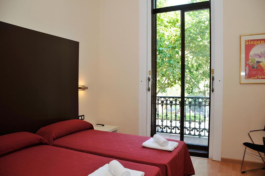 Center Gran Via Hotel Барселона Екстериор снимка